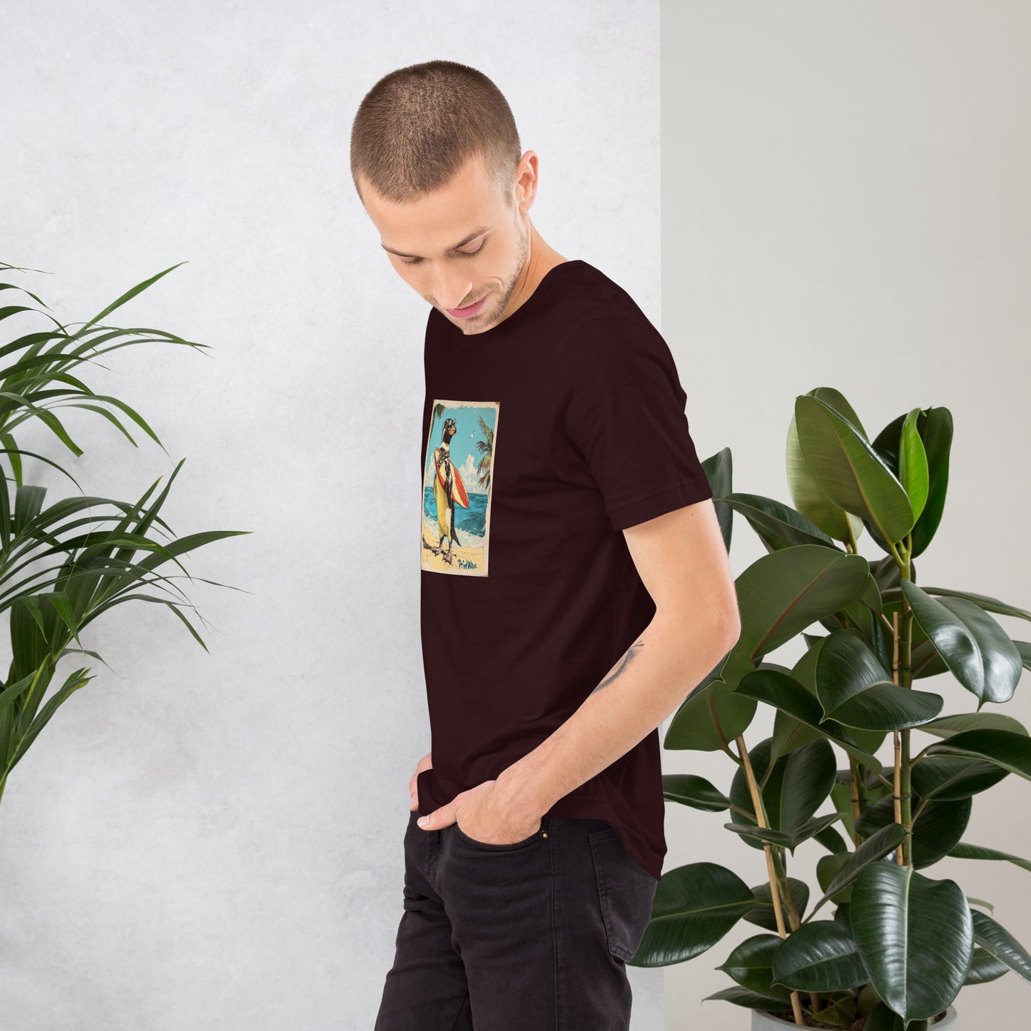 Surfer penguin Unisex t-shirt