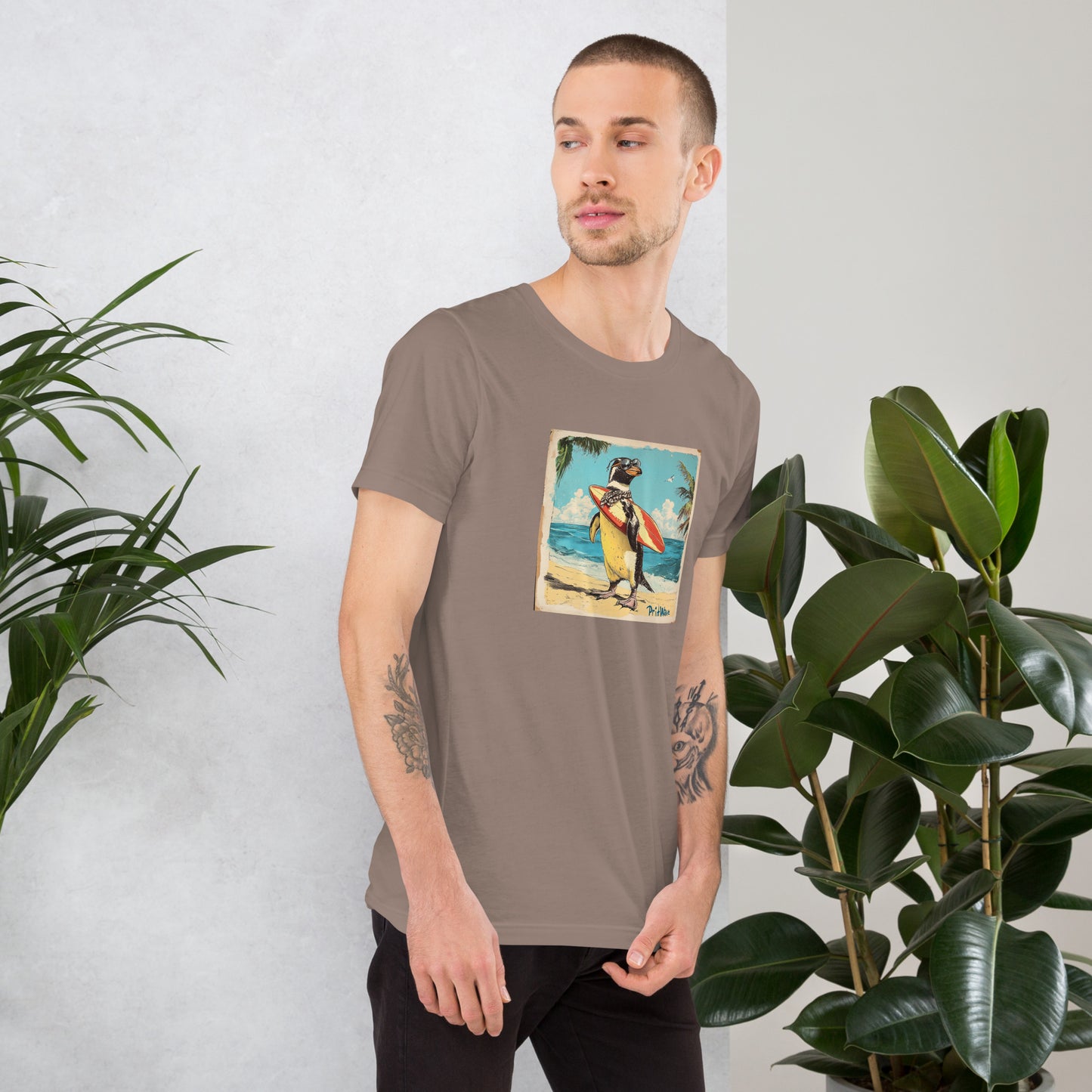 Surfer penguin Unisex t-shirt